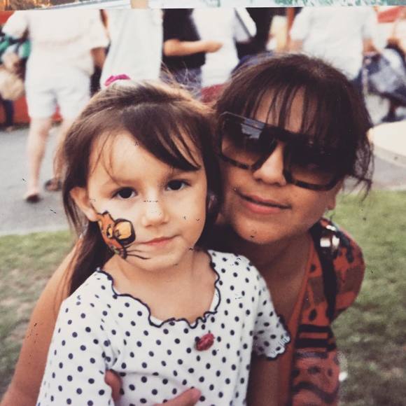 Meet your Posher, Tazia - Picture 1 of 1